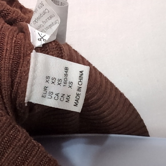 Brown Ribbed Knit Cropped Tank Size Extra Small - Picture 3 of 4